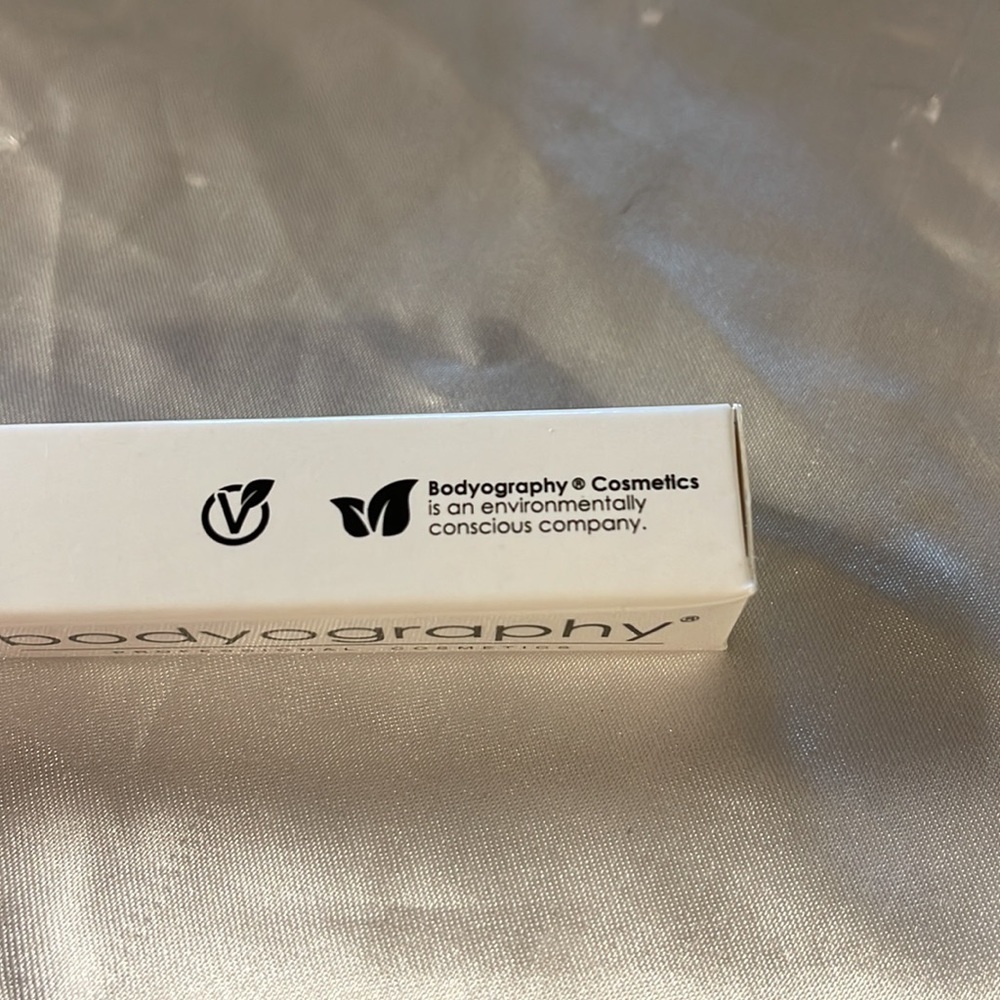 Bodyography Lip Pencil 2 pack .04 oz - Picture 4 of 7